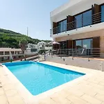 Eyes On The Lagoon - Privado Com Piscina * פוז דו ארליו