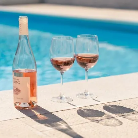 Eyes On The Lagoon - Privado Com Piscina *